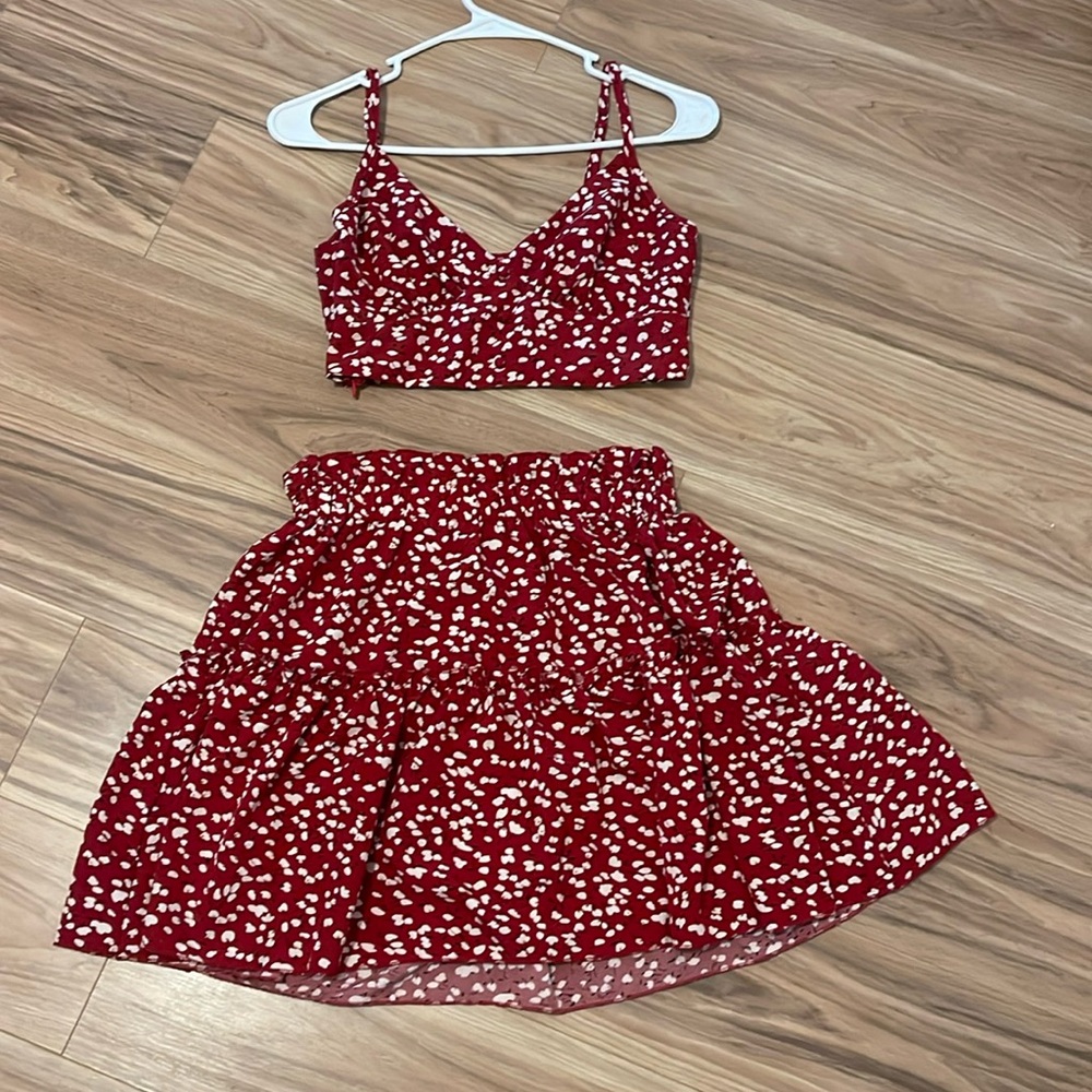 Two piece skirt set